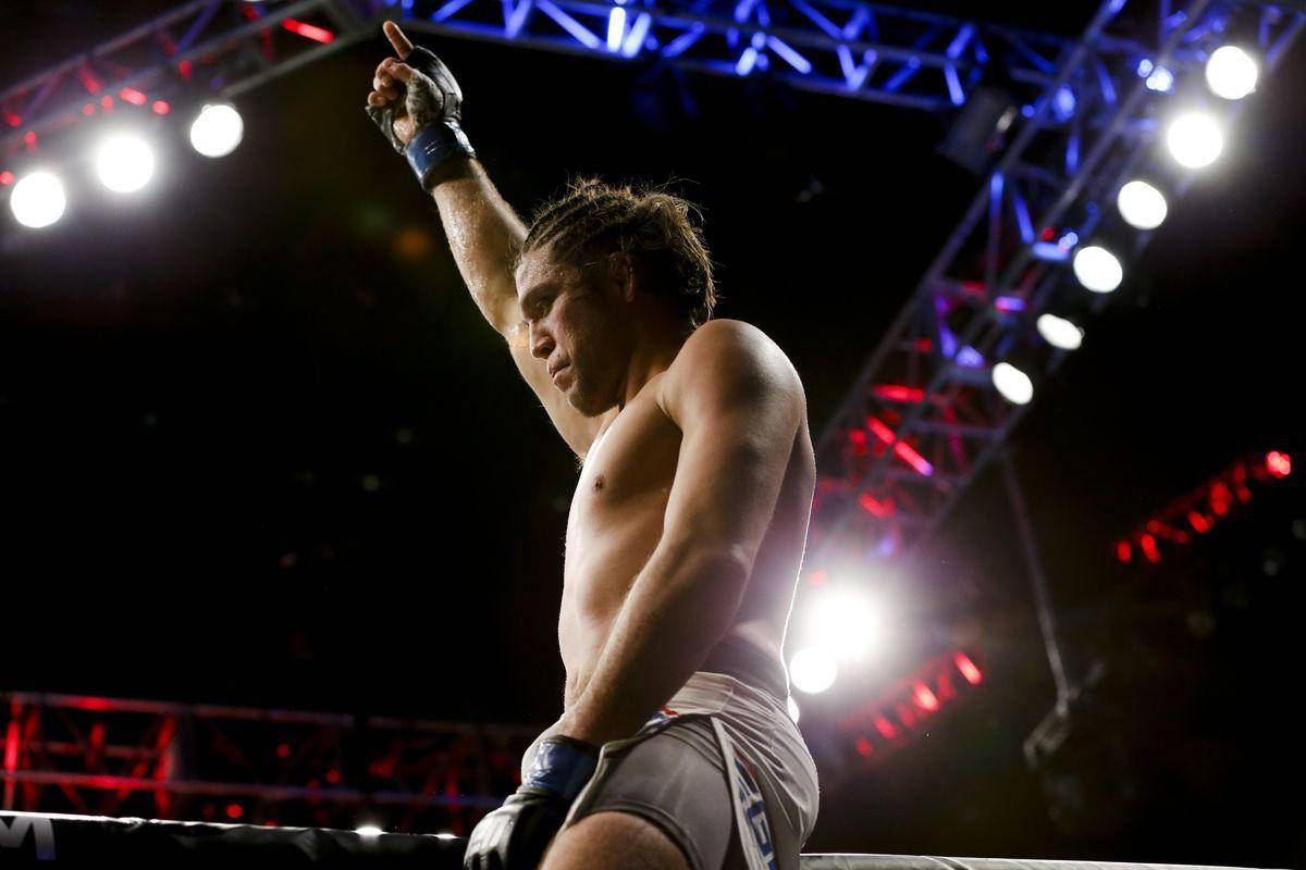 Brian Ortega Under Lights Ring Background