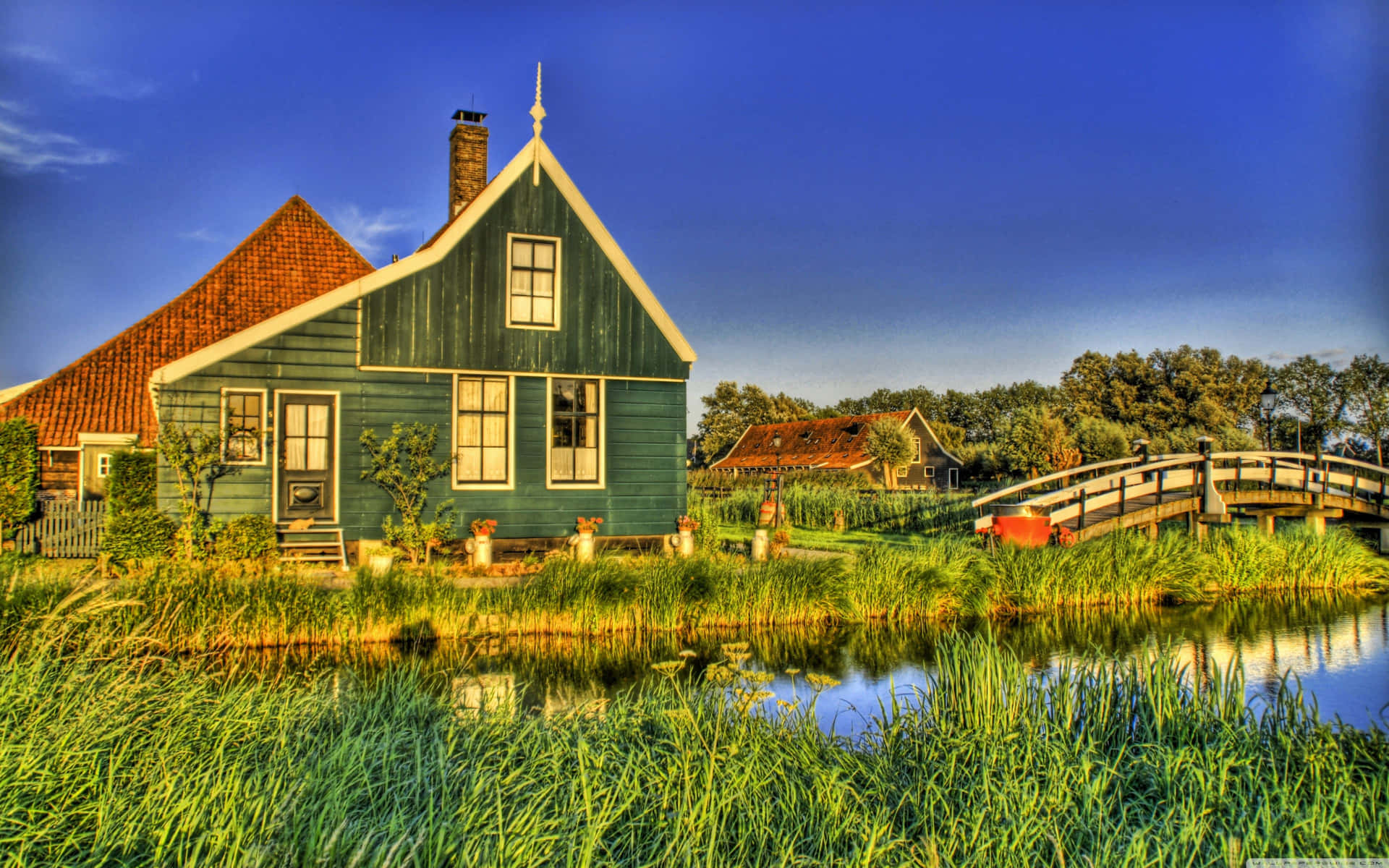 Bridge By A Farmhouse Desktop Background