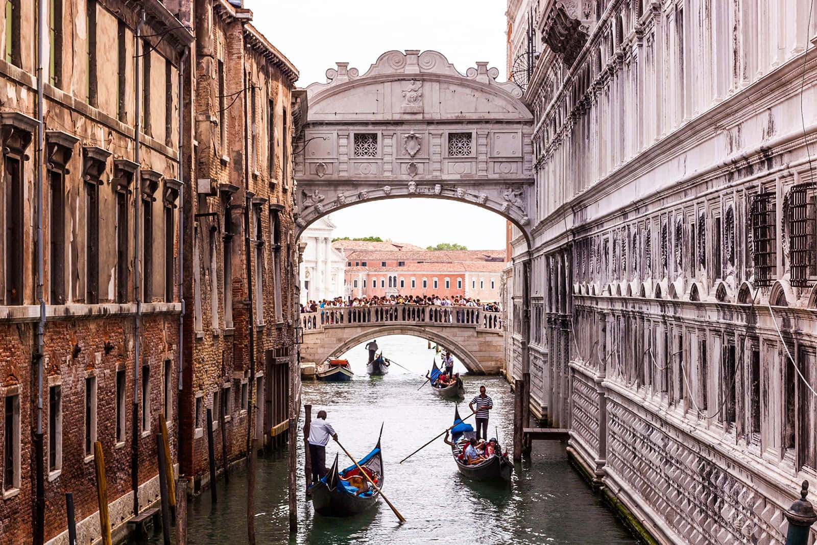 Bridge Of Sighs Tourist Gondola