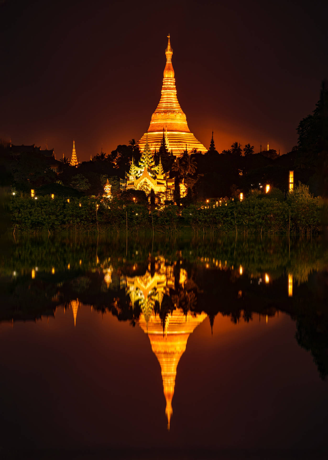 Bright Shwedagon Pagoda Myanmar Background