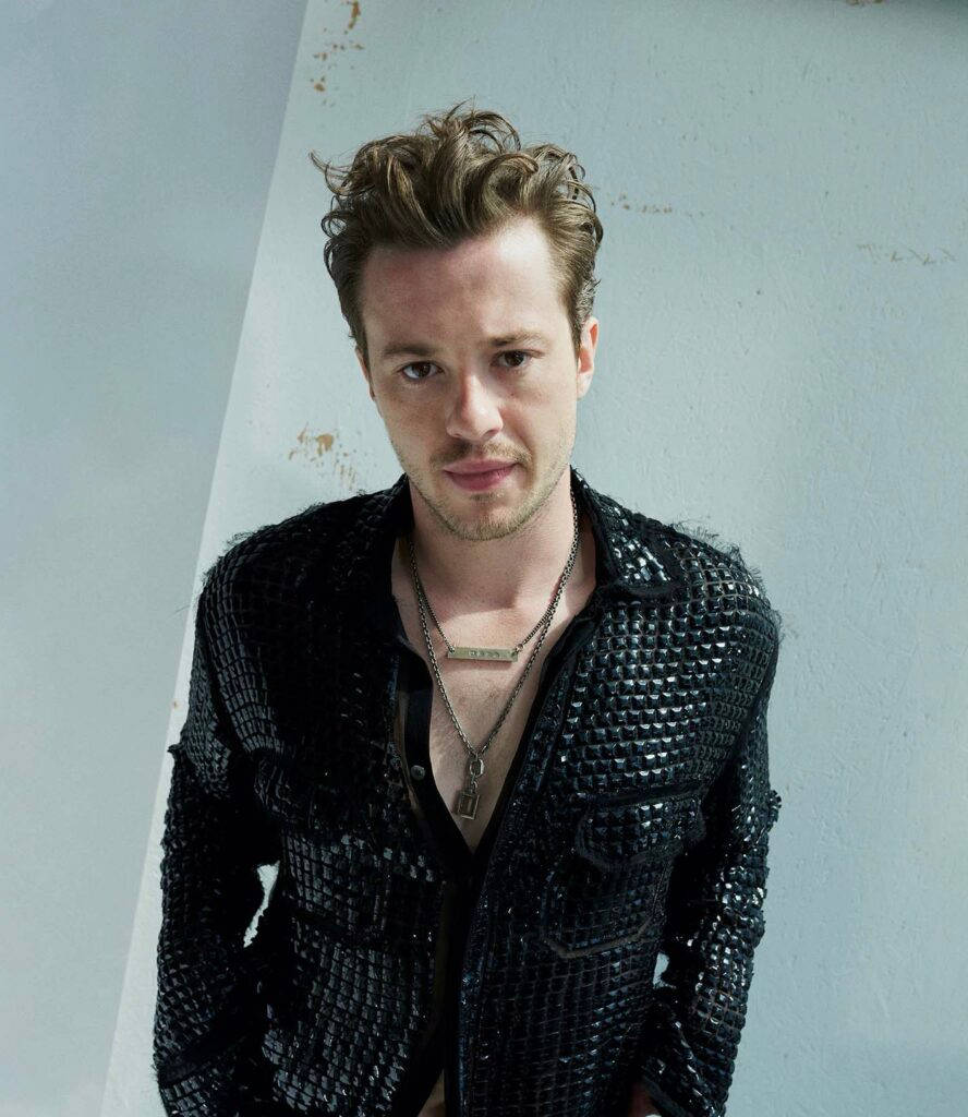 British Actor Joseph Quinn Showcasing His Style In A Stud-embellished Shirt