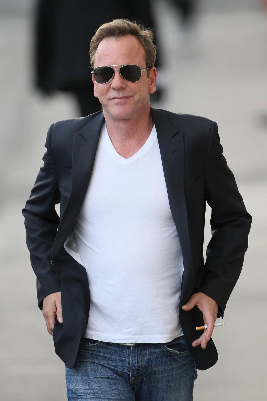 British Canadian Actor Kiefer Sutherland Smart Casual Attire