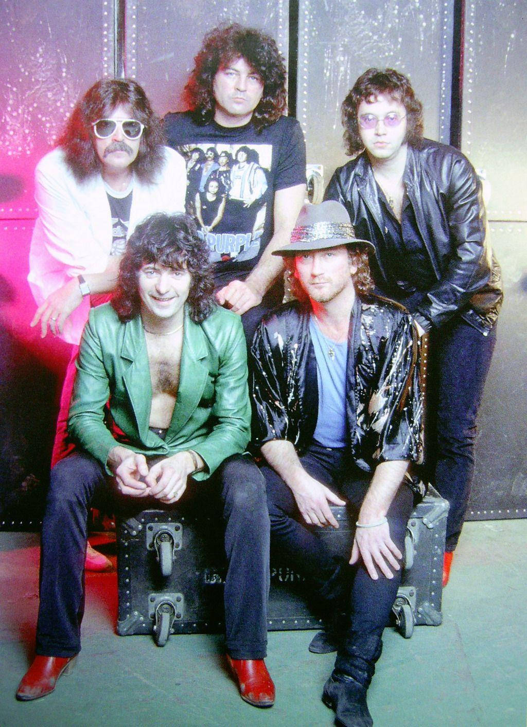 British Rock And Roll Band Deep Purple Retro Shot Background