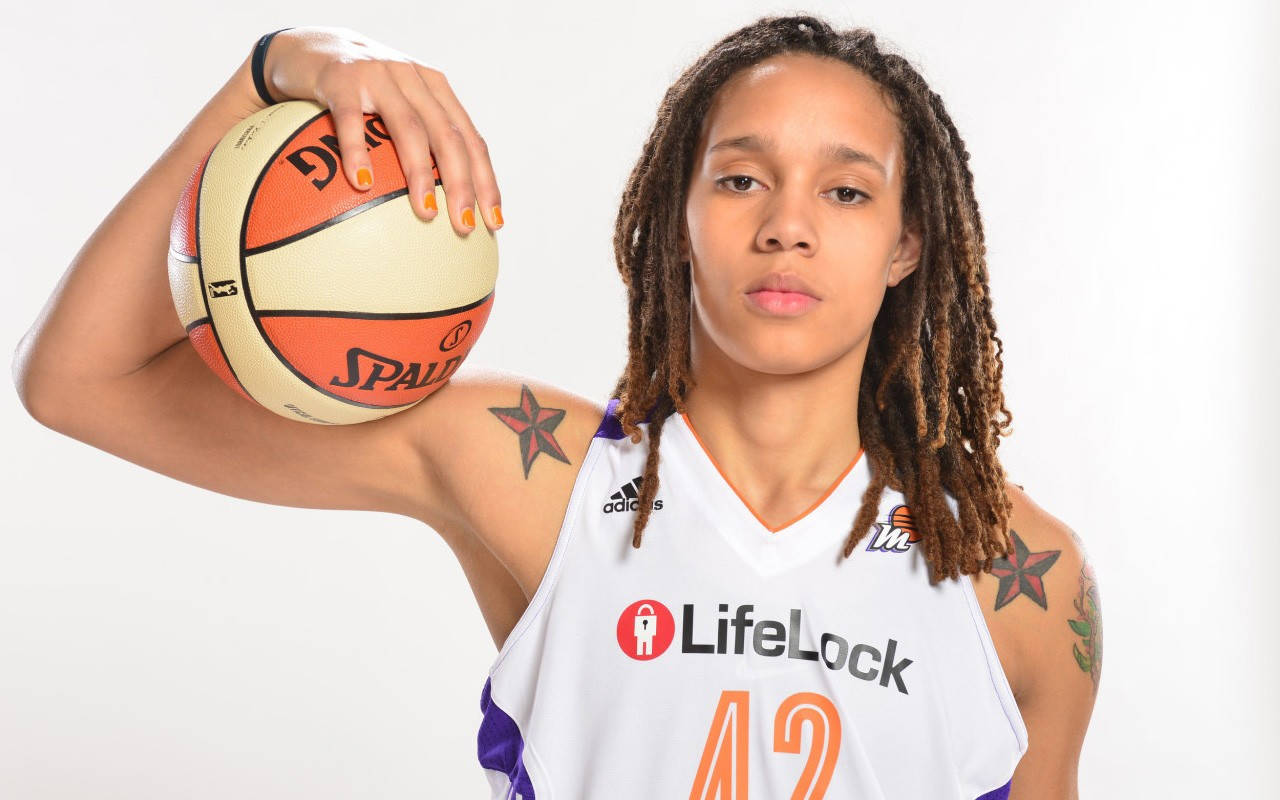 Brittney Griner Ball Shoulder Background