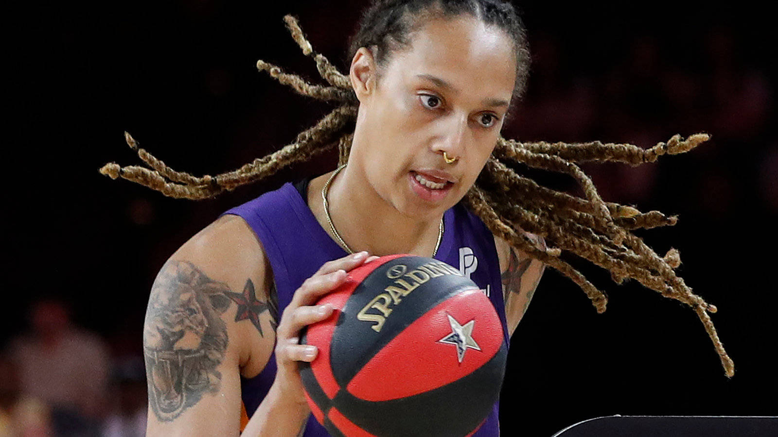 Brittney Griner Red Black Basketball Background