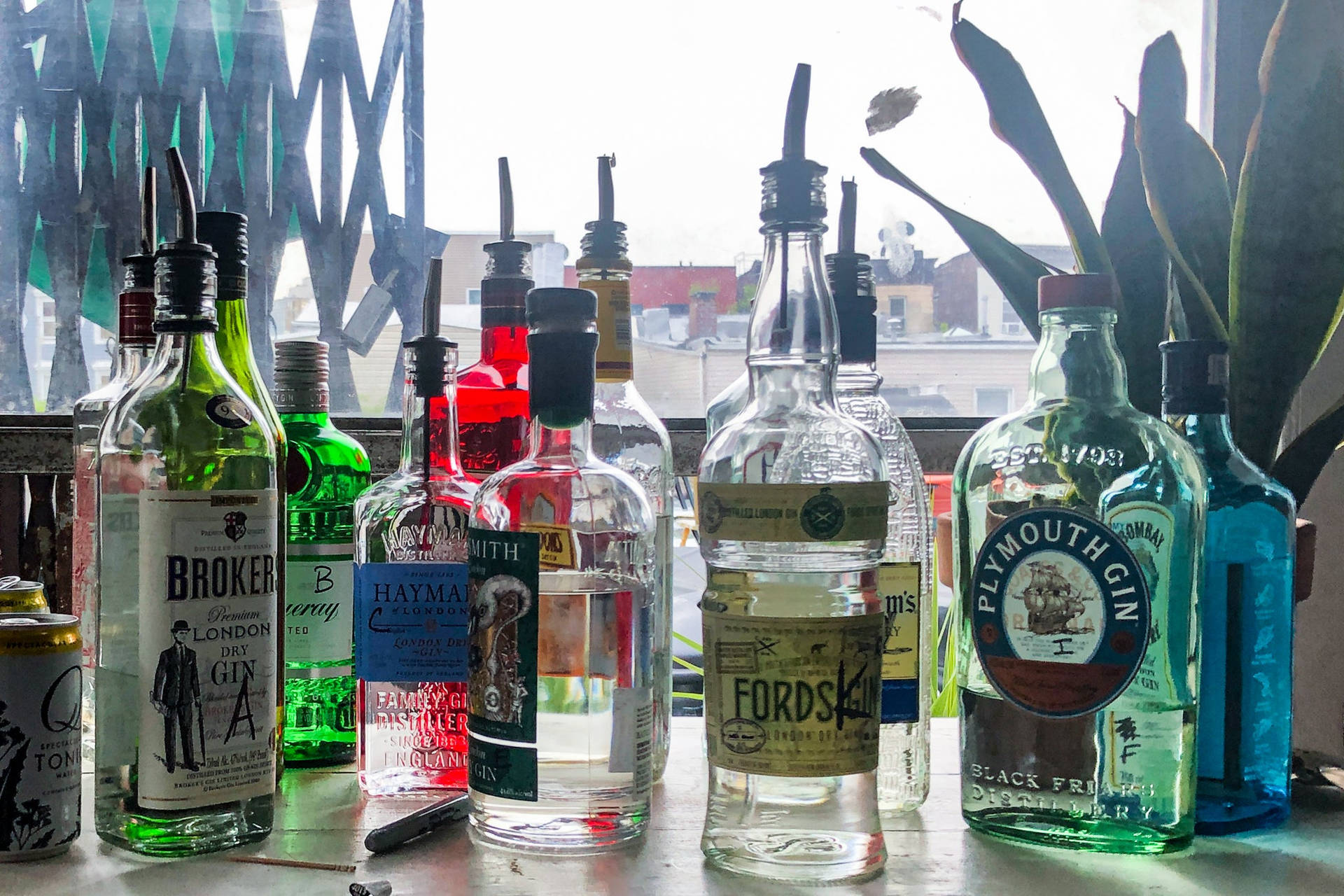 Brokers Gin And Other Kinds Of Drinks Background