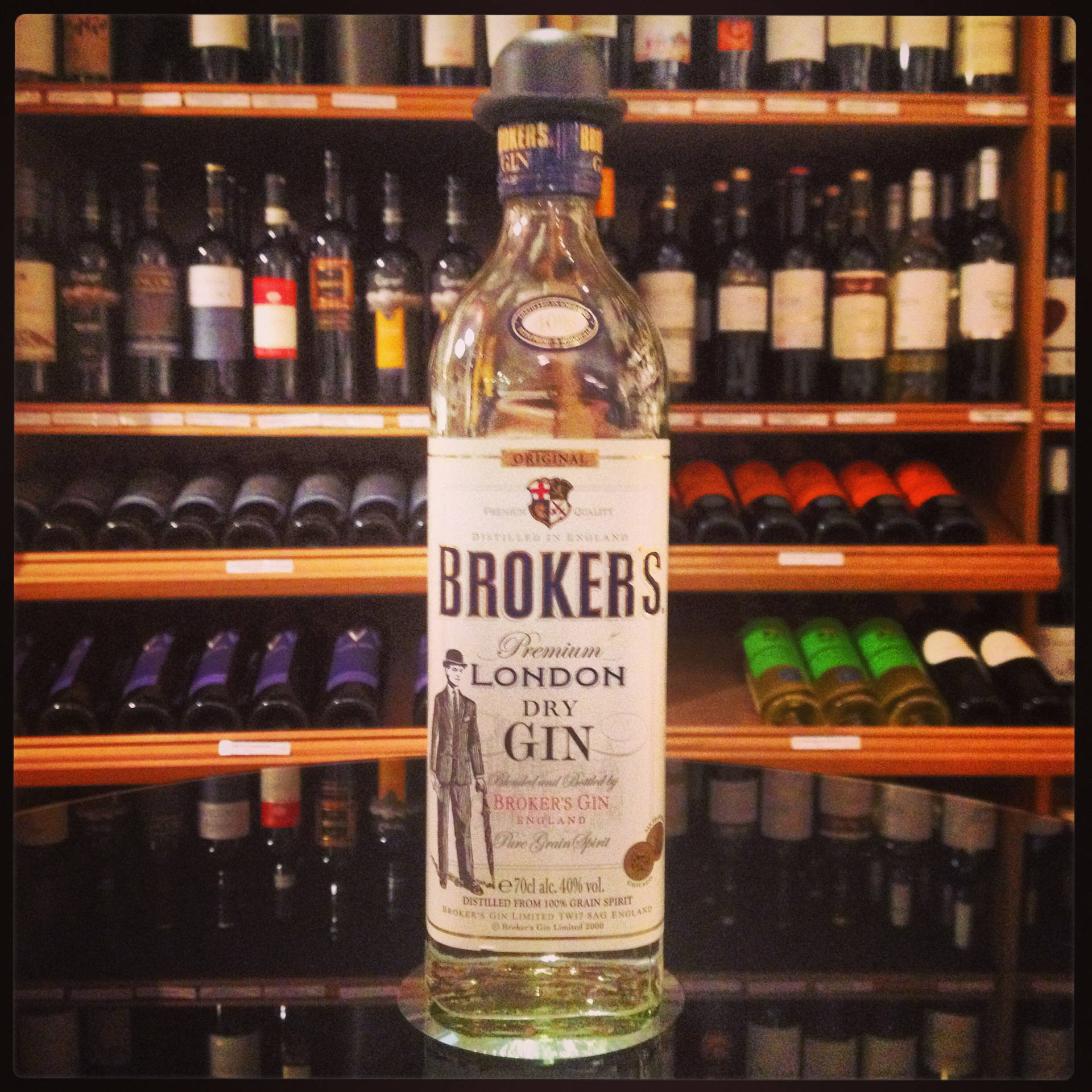 Brokers Gin Famous Drink Background