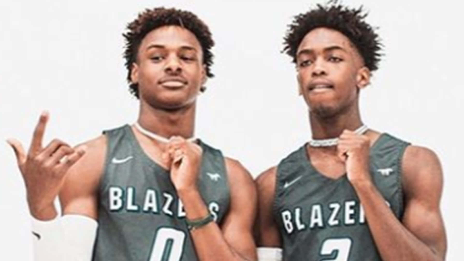 Bronny James And Zaire Wade For Blazers Background