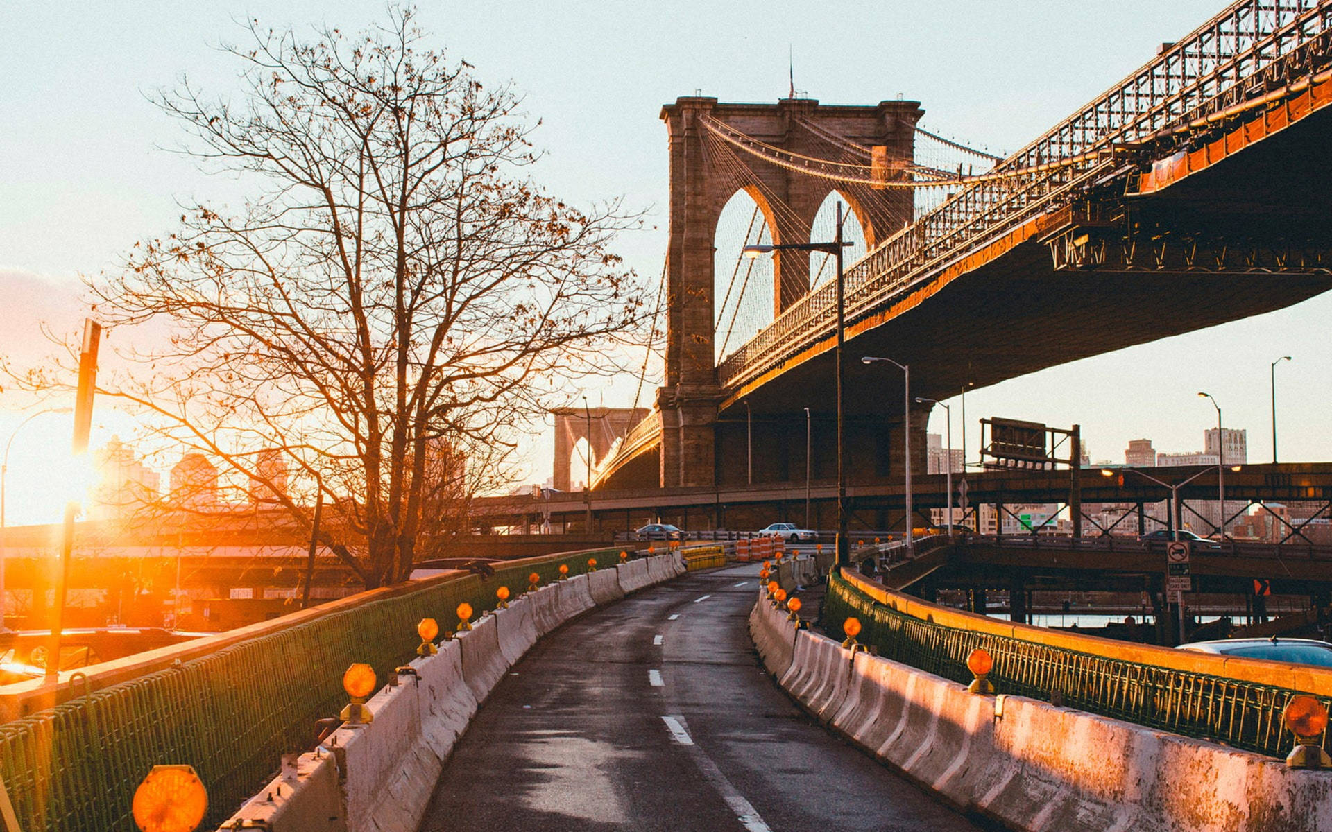 Brooklyn Bridge During Sunrise Background