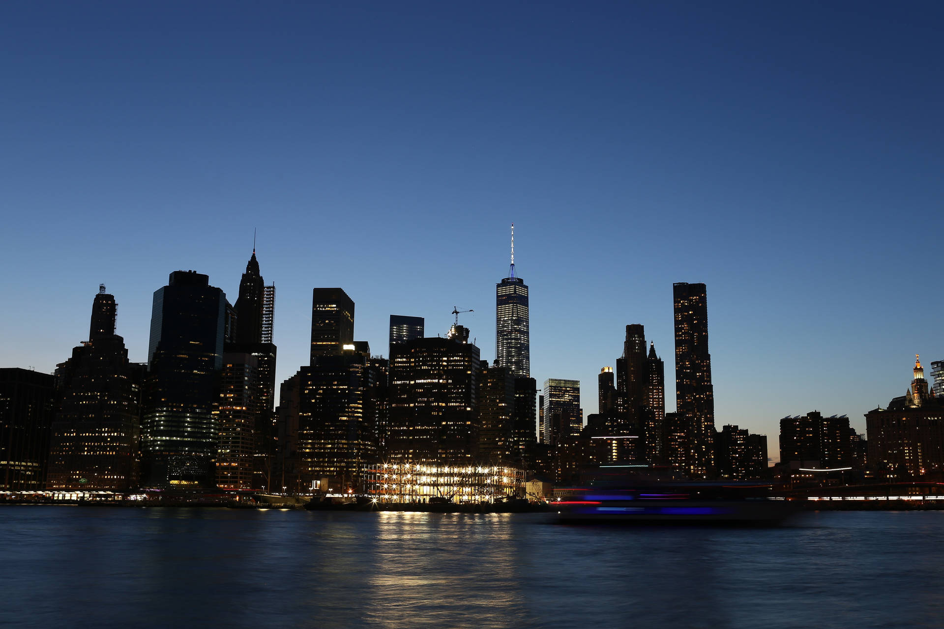 Brooklyn Heights Clear Sky Background