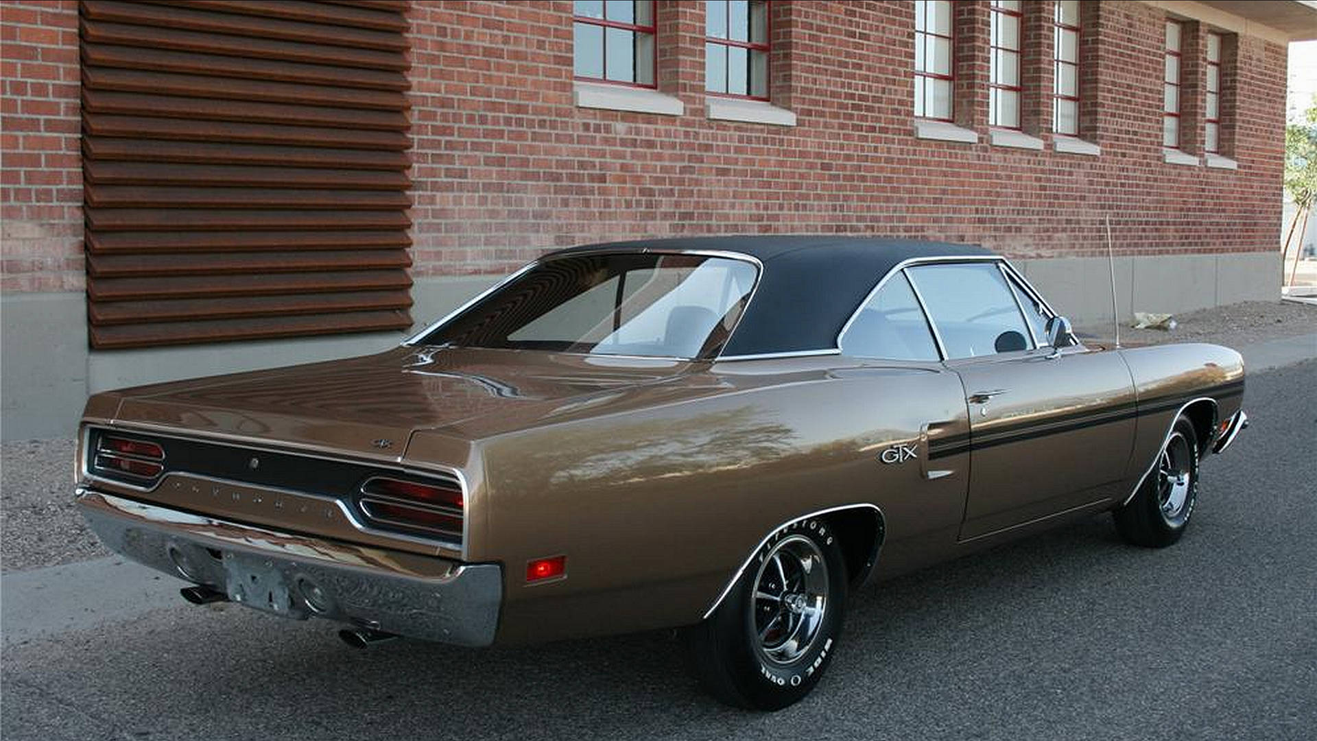 Brown 1970 Plymouth Gtx Vintage Car Background