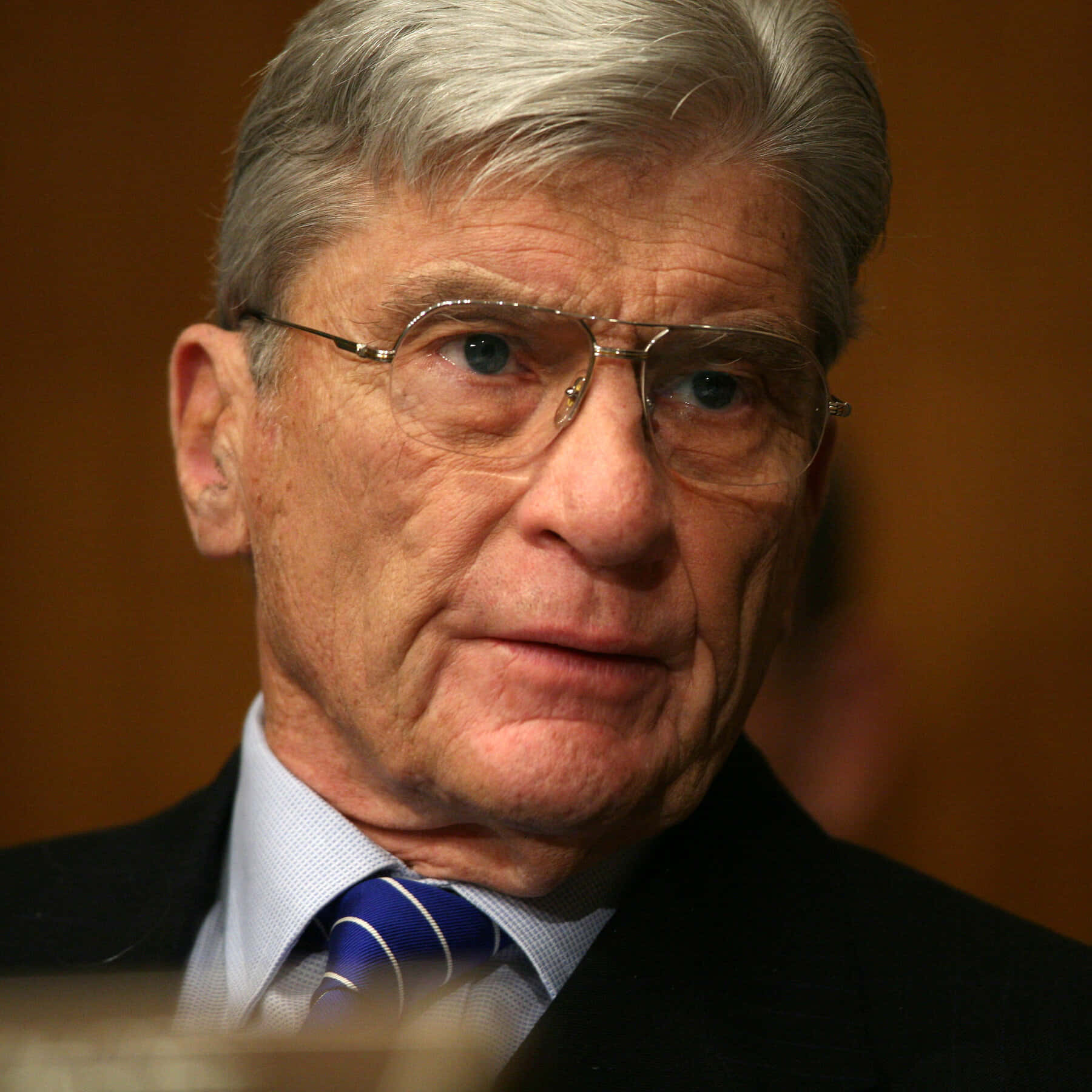 Brown Aesthetic John Warner Square Background