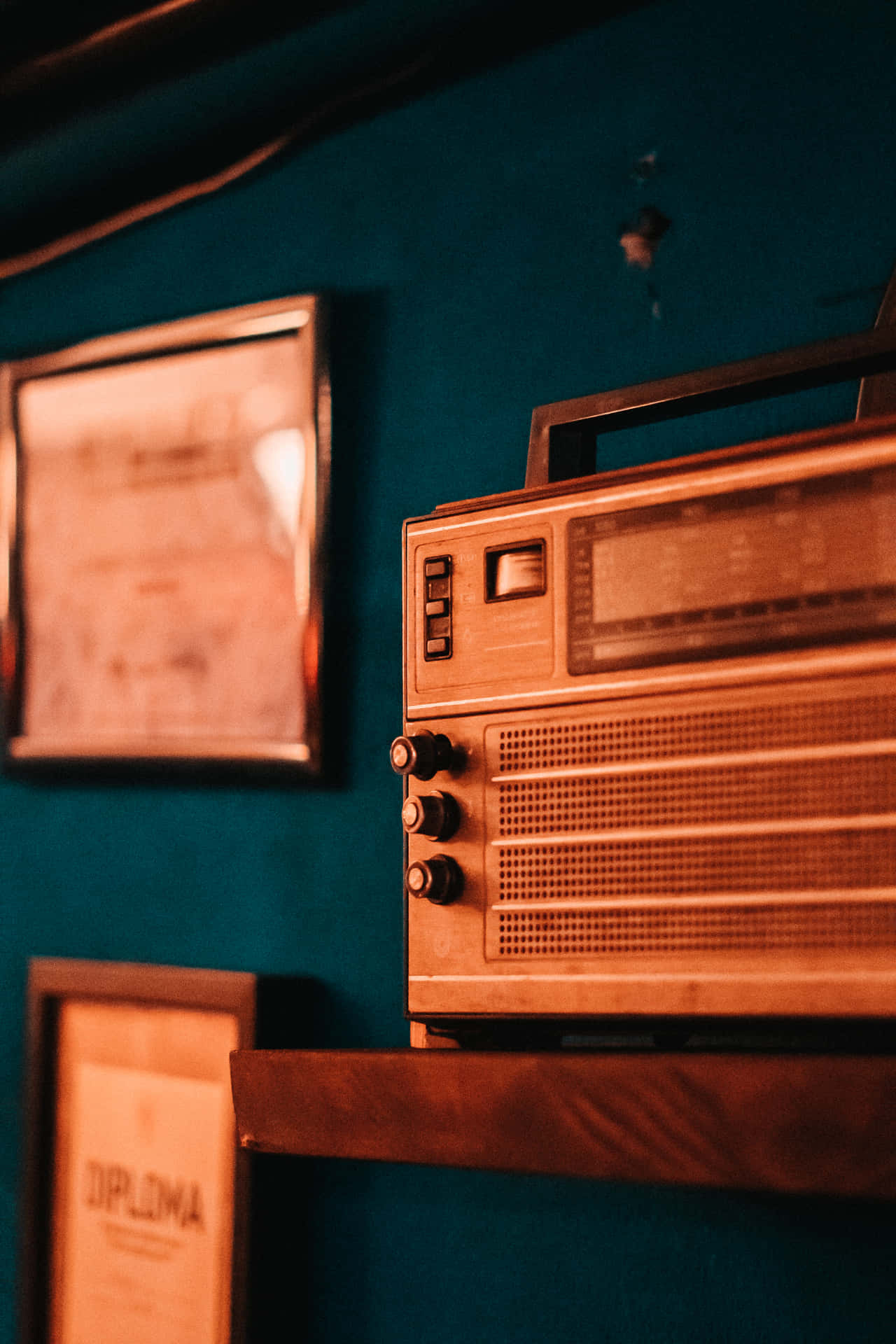 Brown And Black Radio Vintage Aesthetic Background