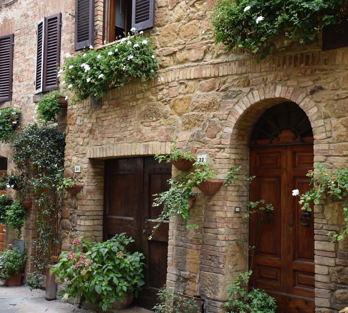 Brown Bricked Vintage Pienza Houses