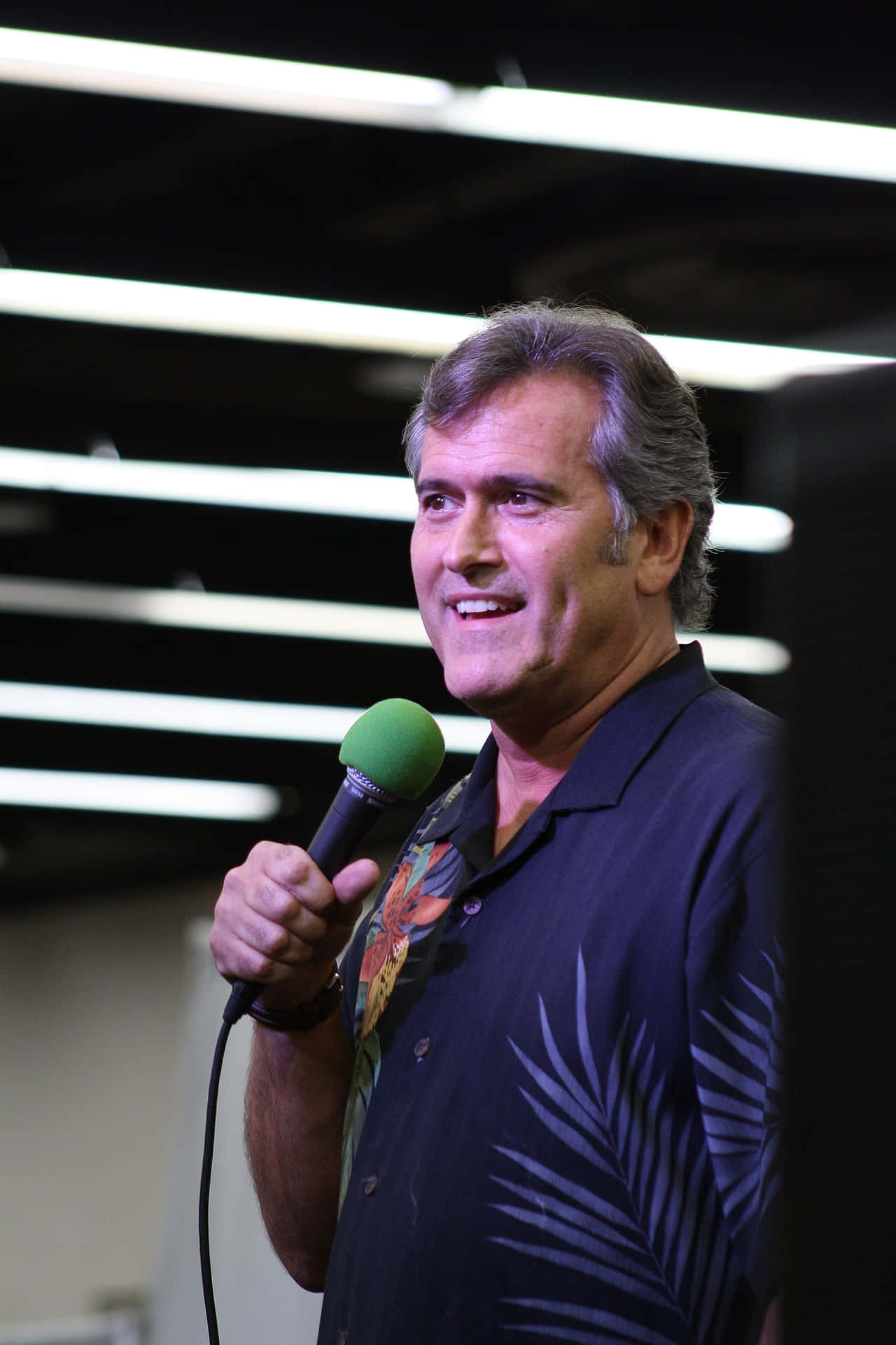 Bruce Campbell [wallpaper] Background
