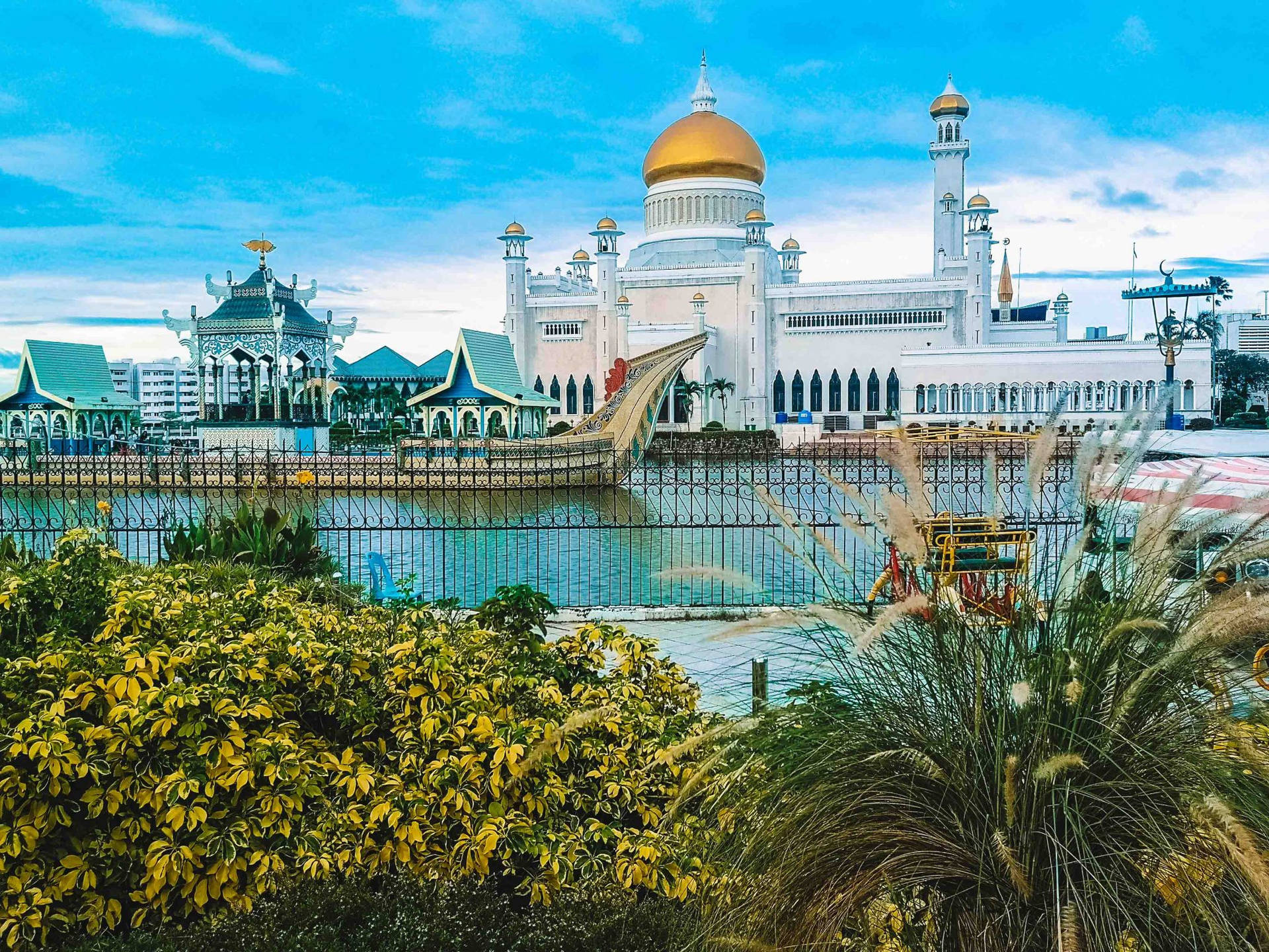 Brunei Mosque From Afar Background