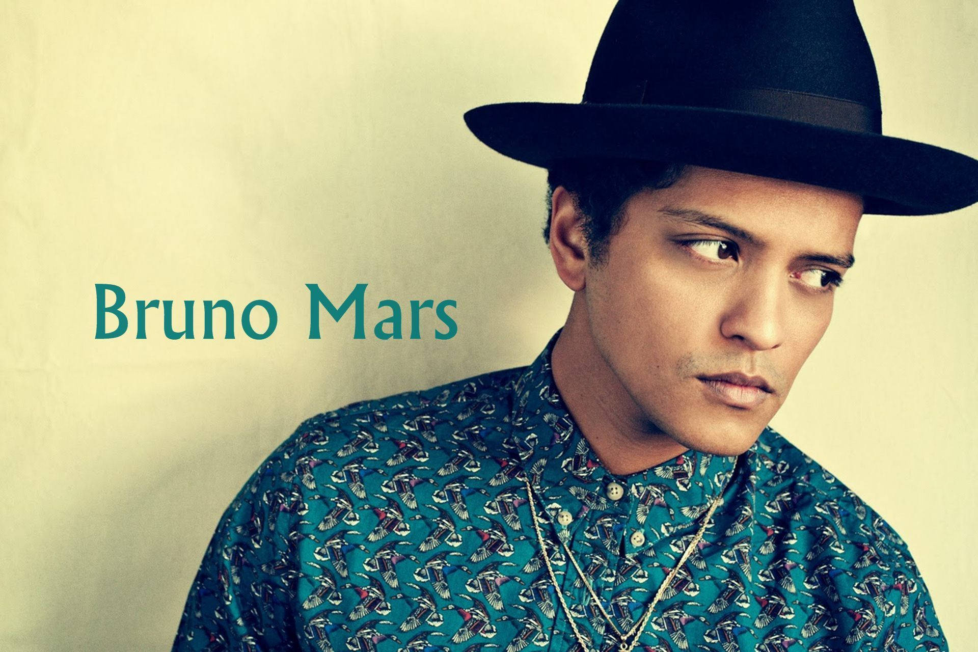 Bruno Mars Showin' Attitude With Those Side-eyes Background