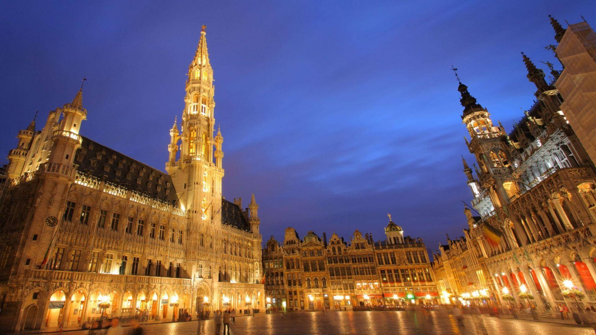 Brussels Yellow City Night Background