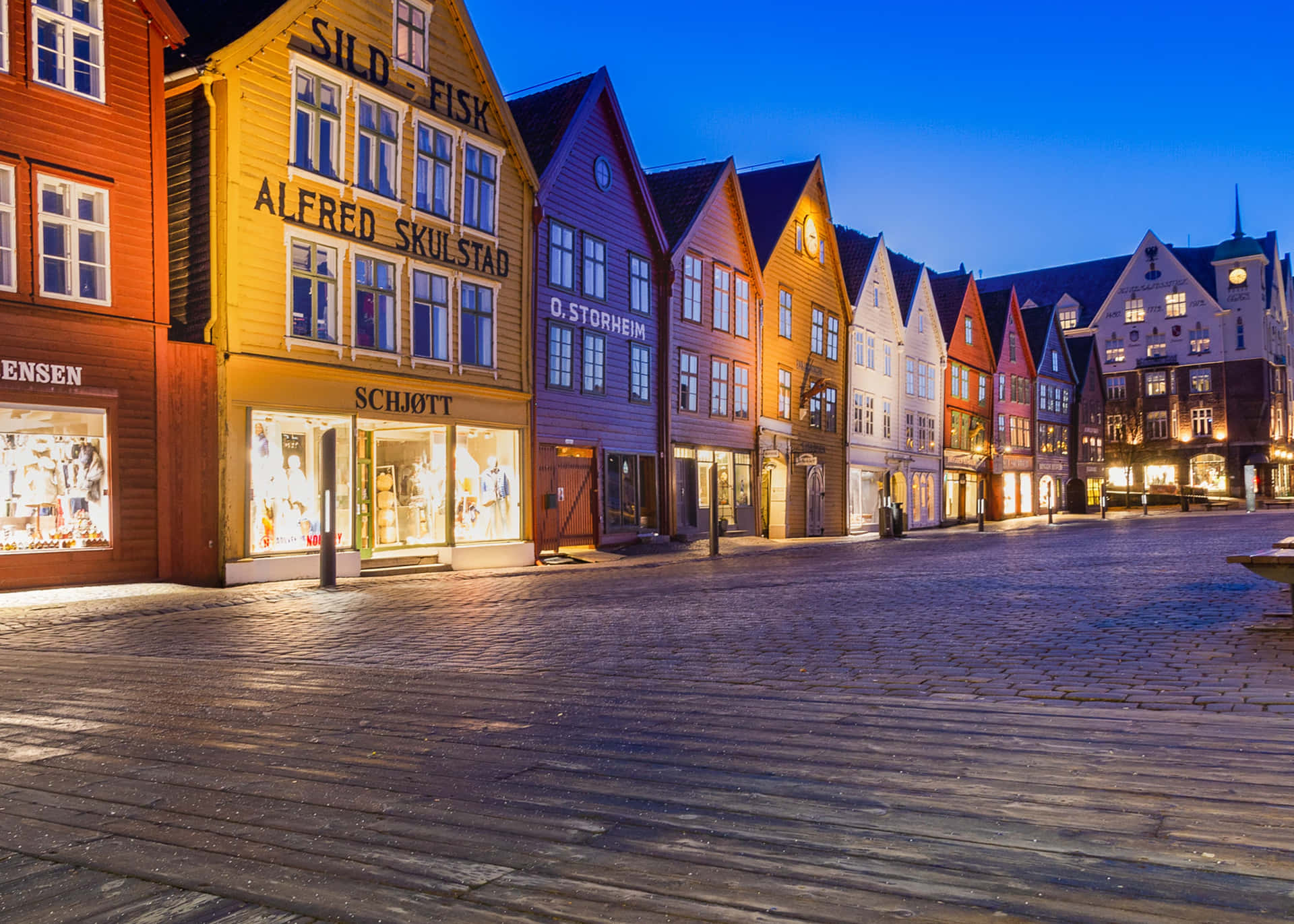 Bryggen Historic Norwegian Districtat Dusk Background