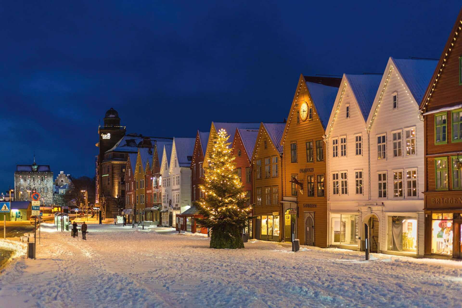 Bryggen Winter Night Scene Background
