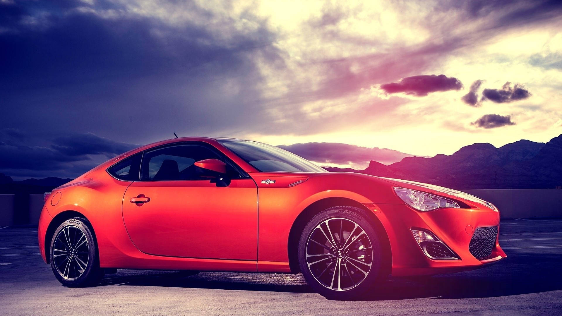 Brz On A Cloudy Day Background