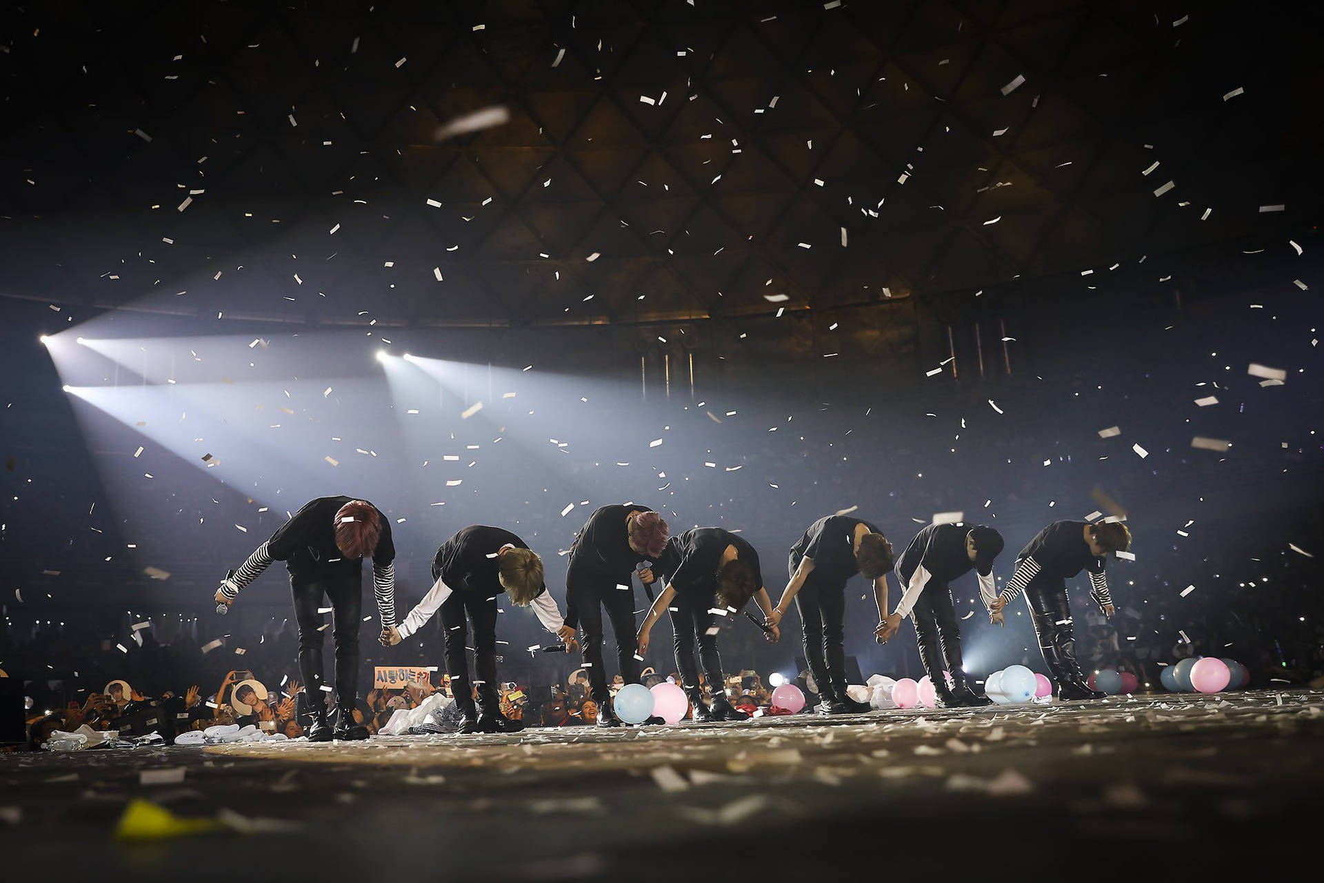 Bts Concert In South America With Them Bowing Background