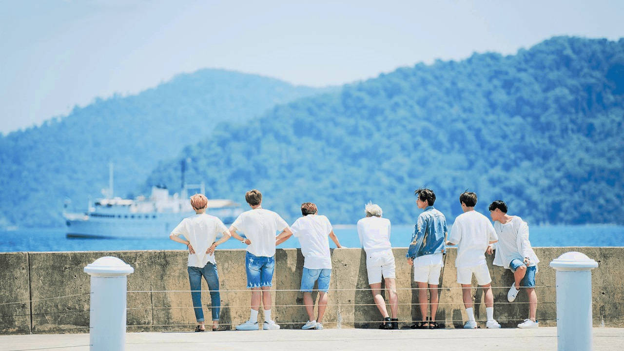 Bts Desktop Sea-gazing Background