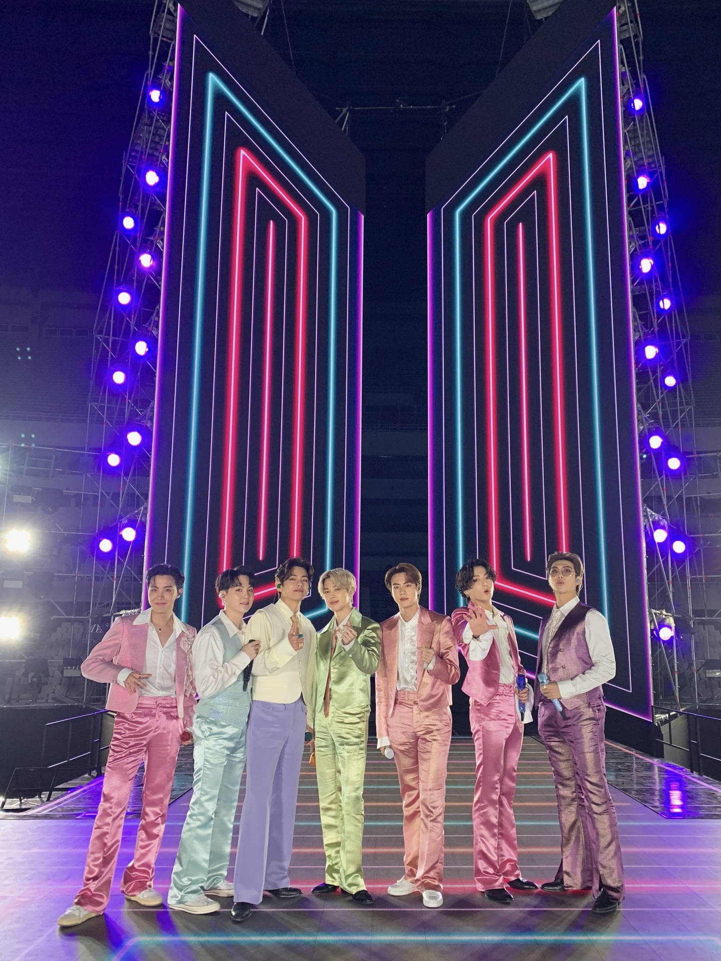 Bts Dynamite In Concert Background