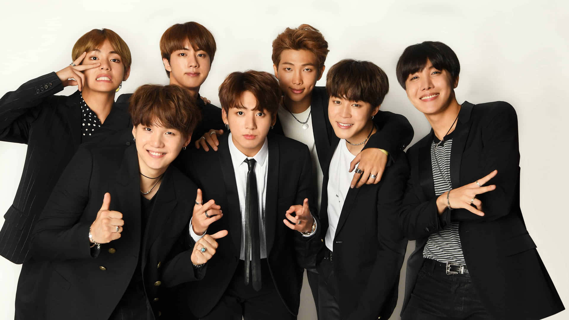 Bts Members Out And About In The City Background