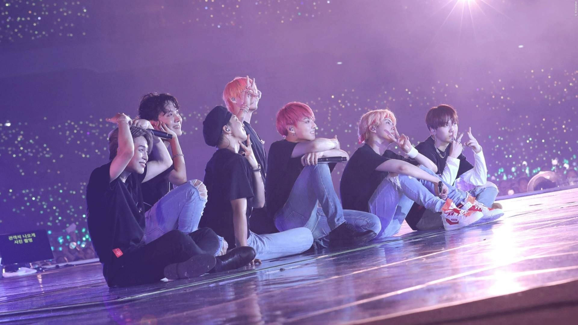 Bts On Purple Stage Aesthetic Background