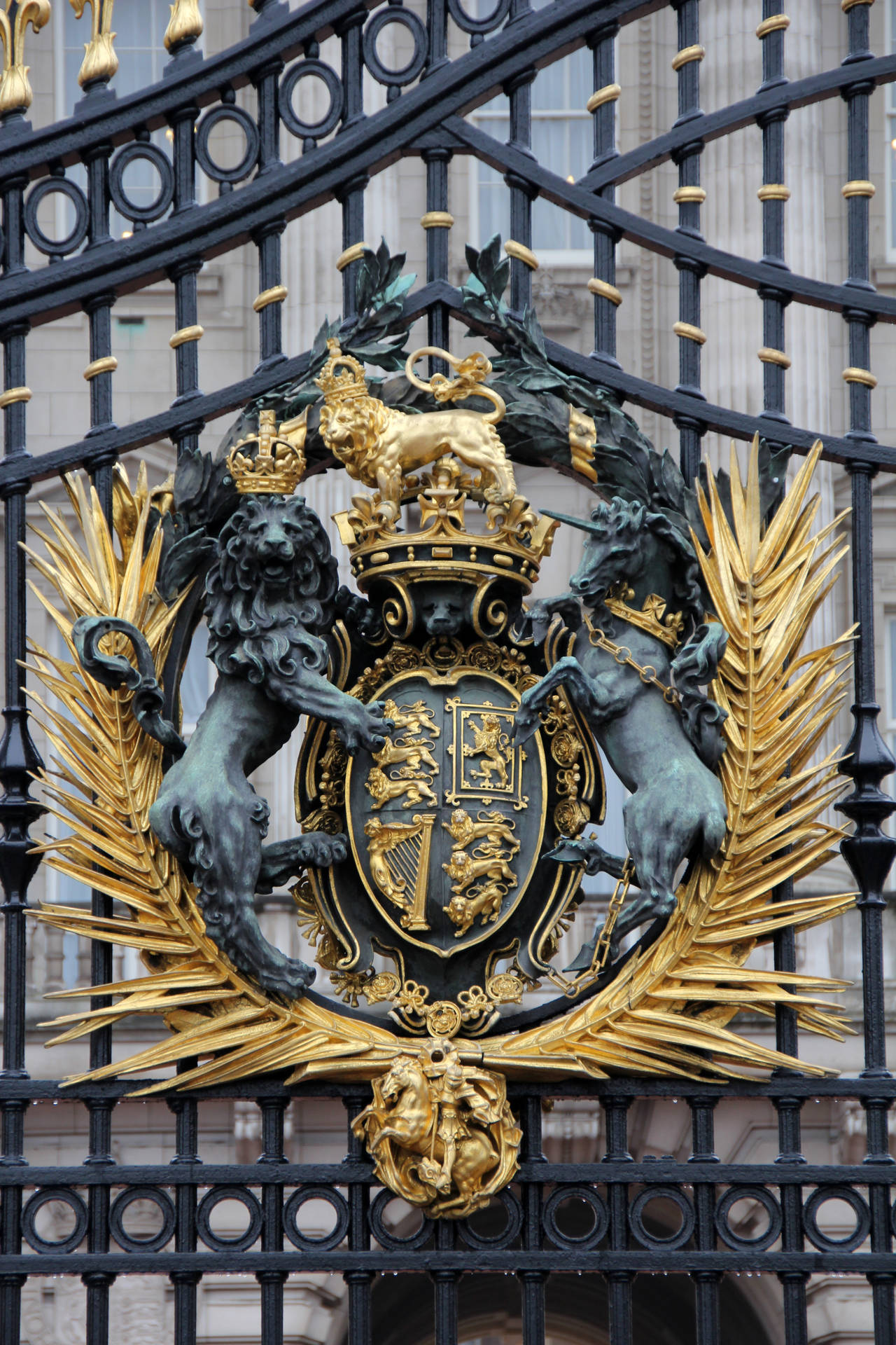 Buckingham Palace Gate Entrance Background