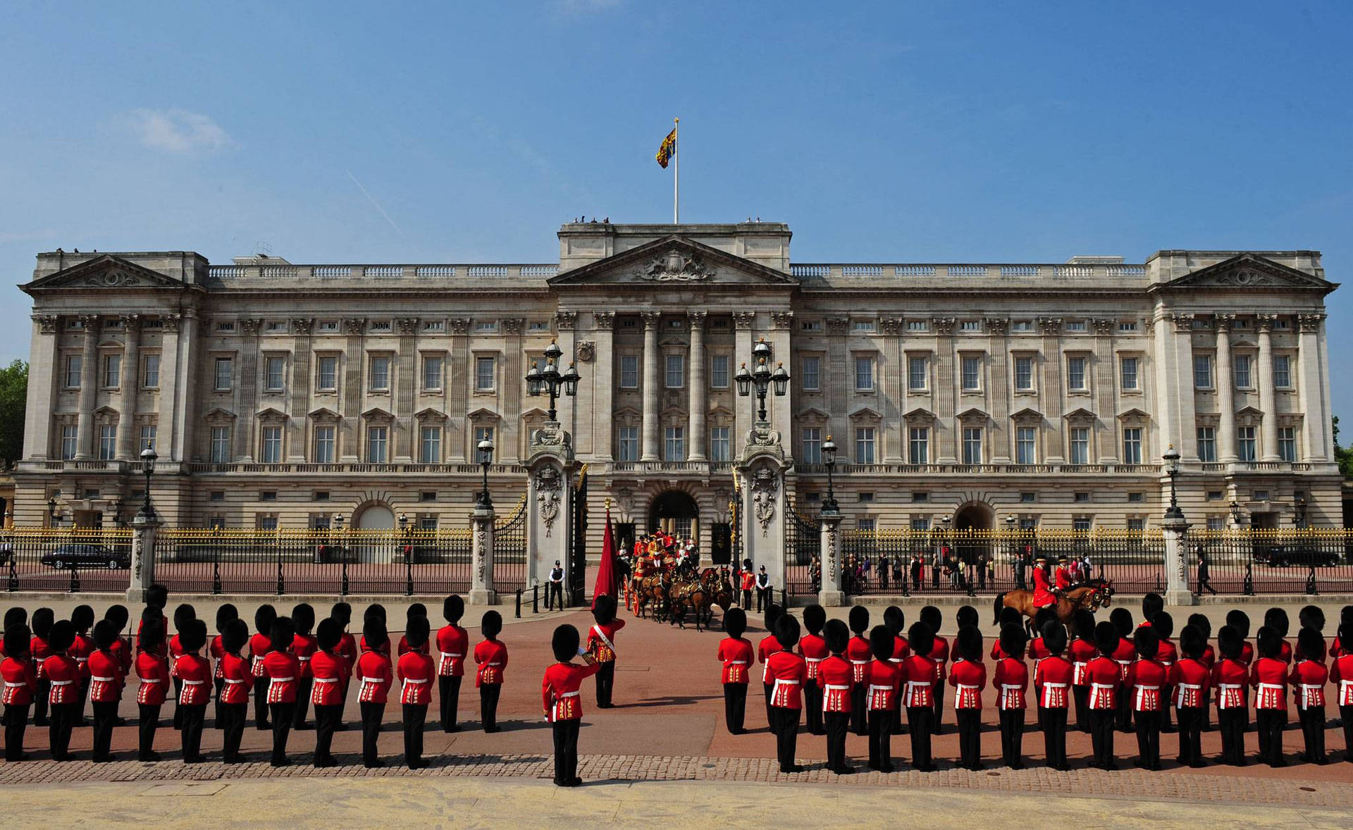 Buckingham Palace Guards