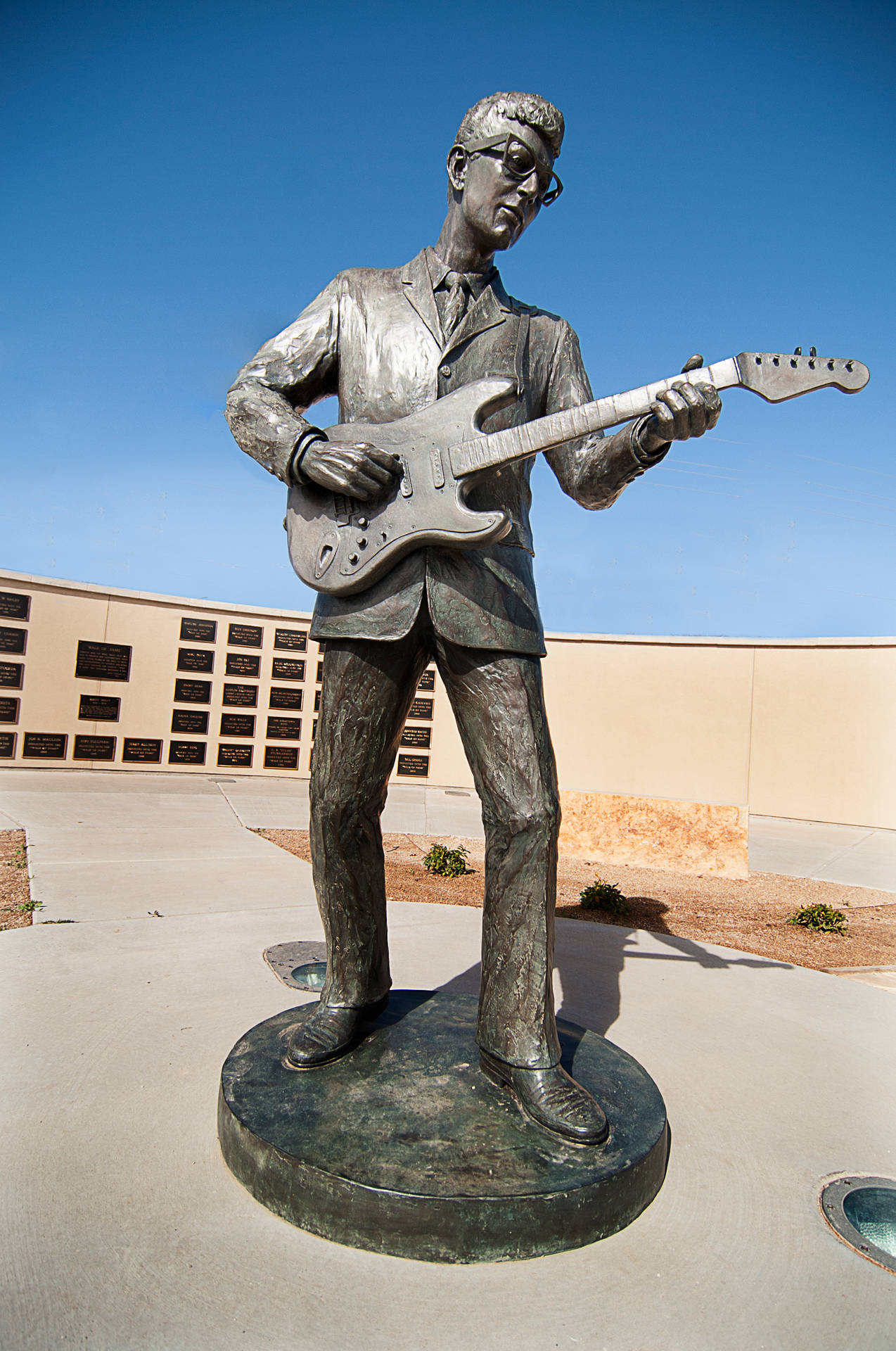 Buddy Holly And The Crickets Statue