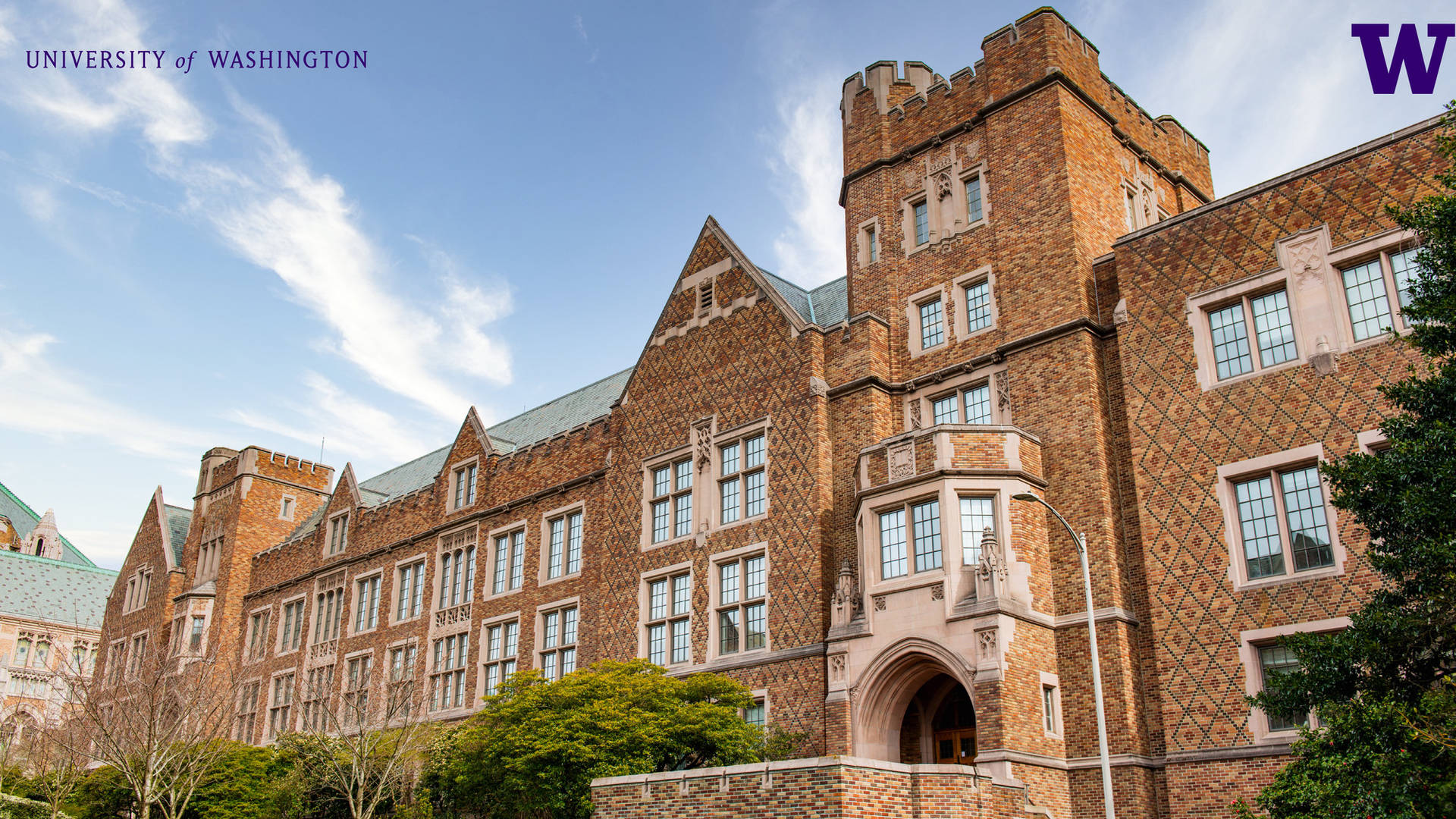 Building At University Of Washington Background