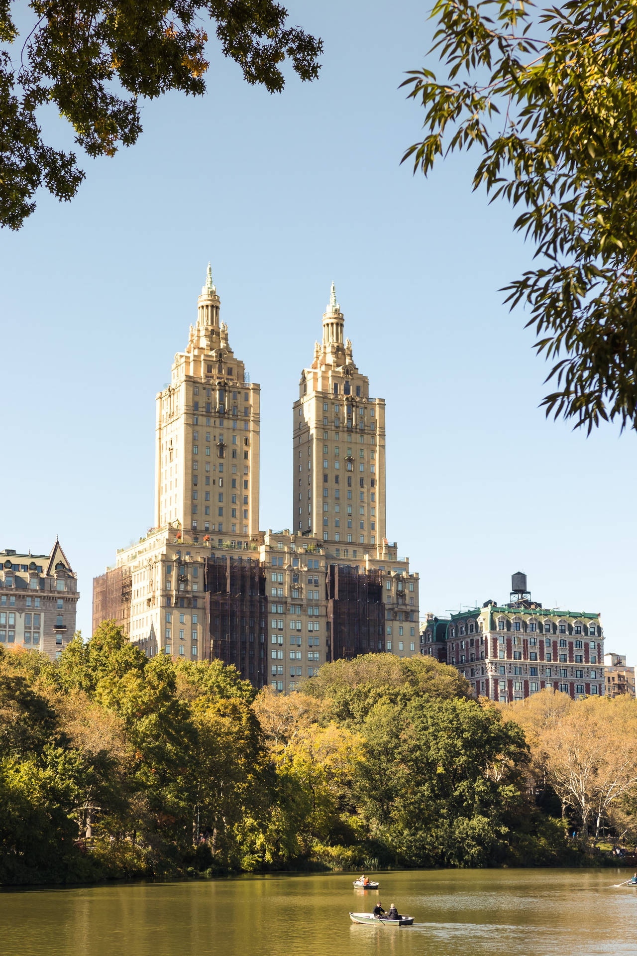 Buildings Overlooking Central Park Lake Background