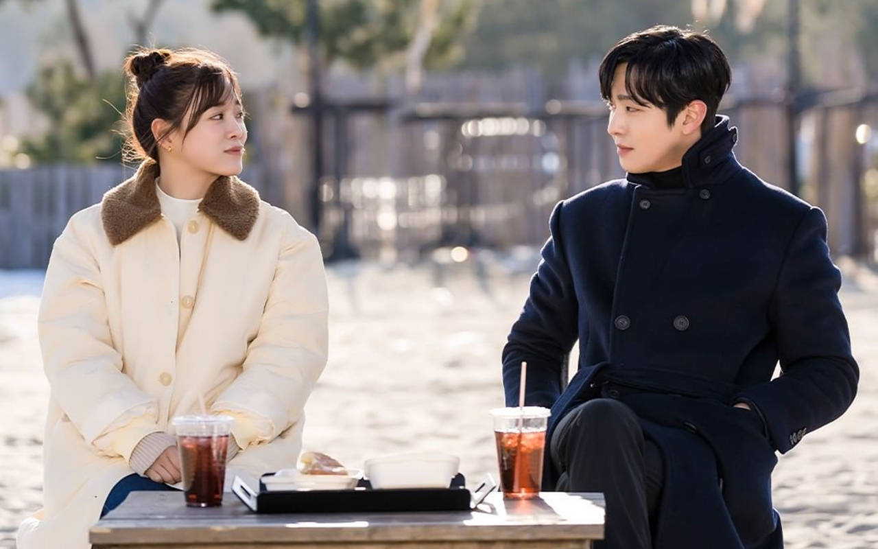 Business Proposal Ha-ri And Tae-moo Sweet Date Background
