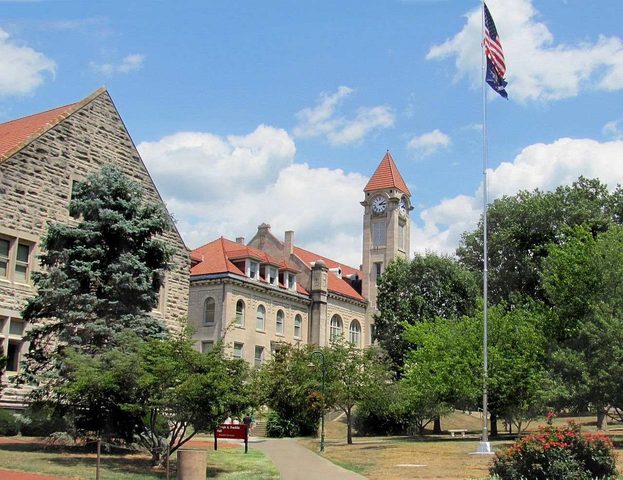 Bustling Scene At The Student Building On Indiana University Bloomington Campus Background