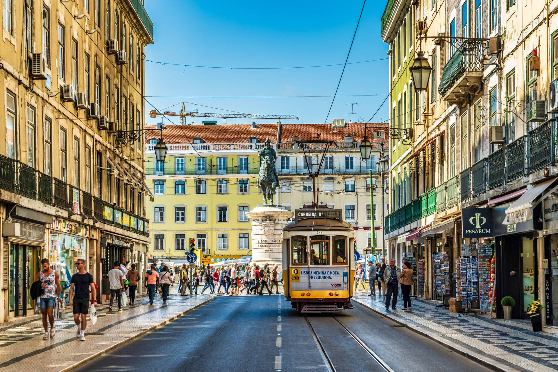 Busy Streets Of Lisbon Background