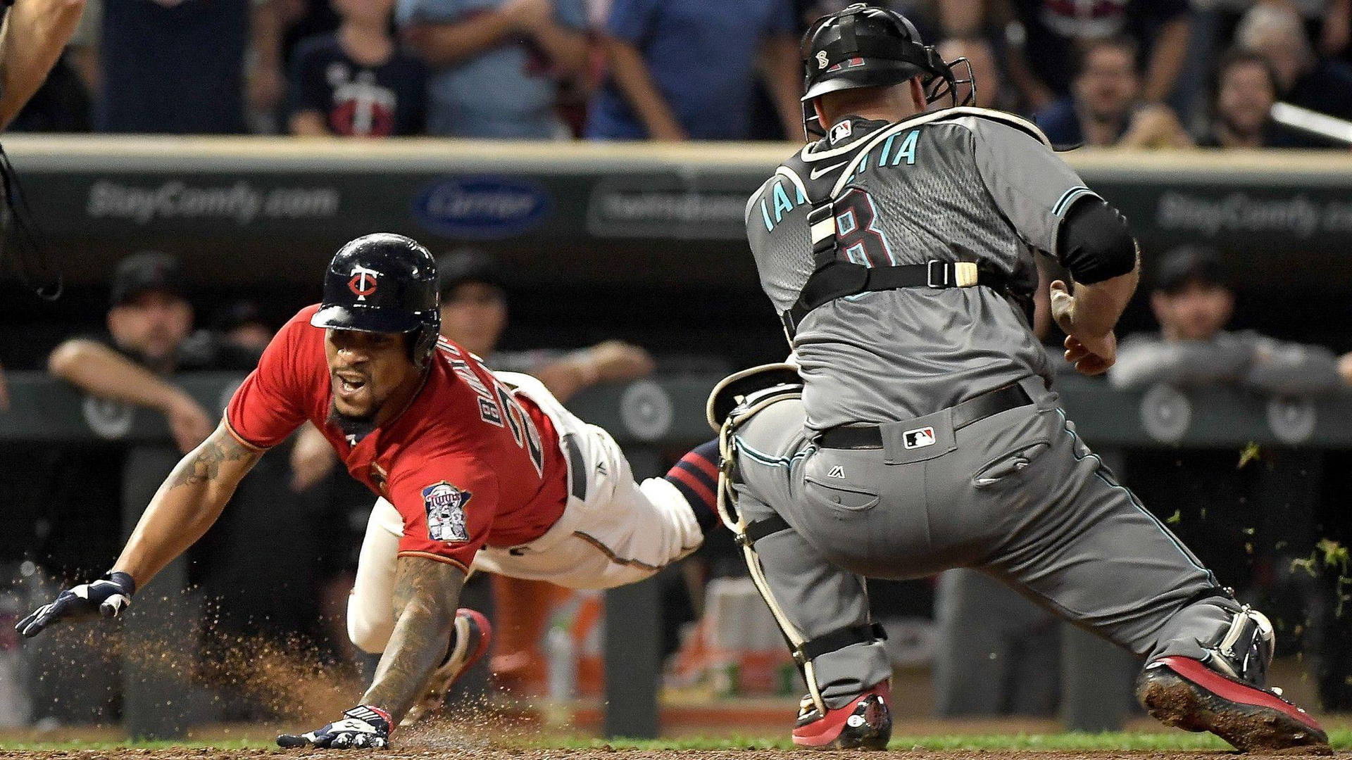 Byron Buxton Sliding On Base Background