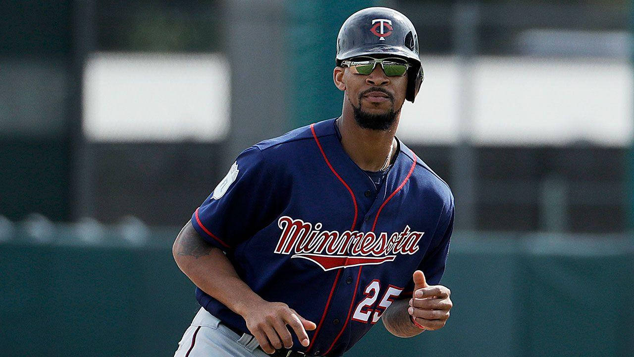 Byron Buxton Wearing Sunglasses Background