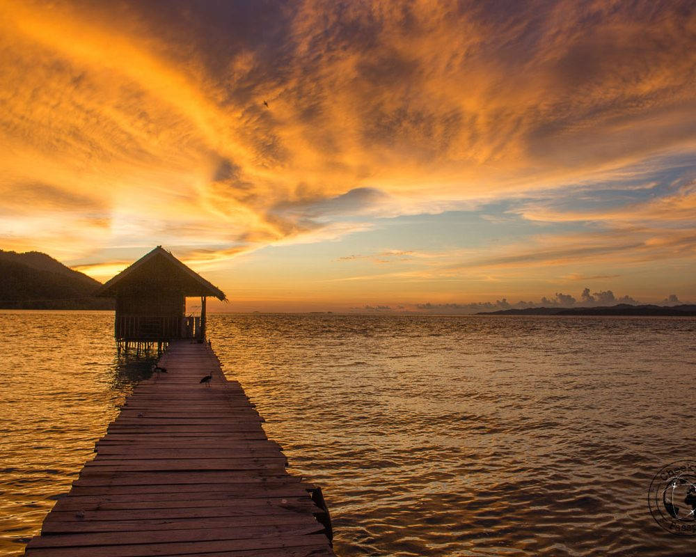 Caban On Brunei Beach Background