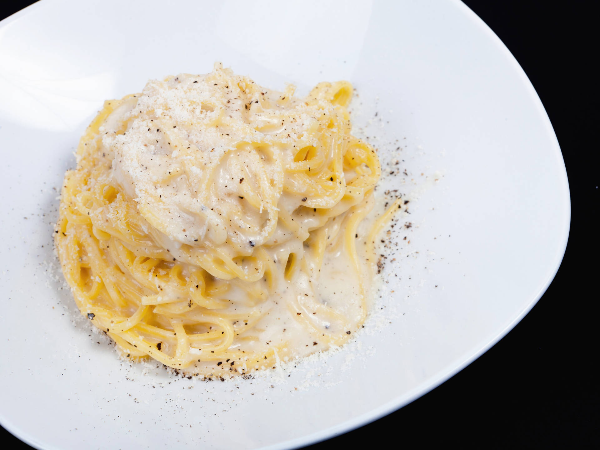 Cacio E Pepe With Extra Heavy Cream Background