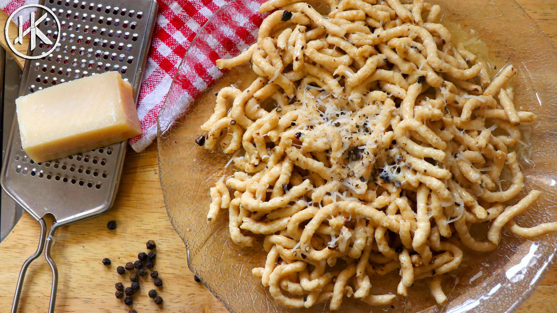 Cacio E Pepe With Home Cooked Noodles Background