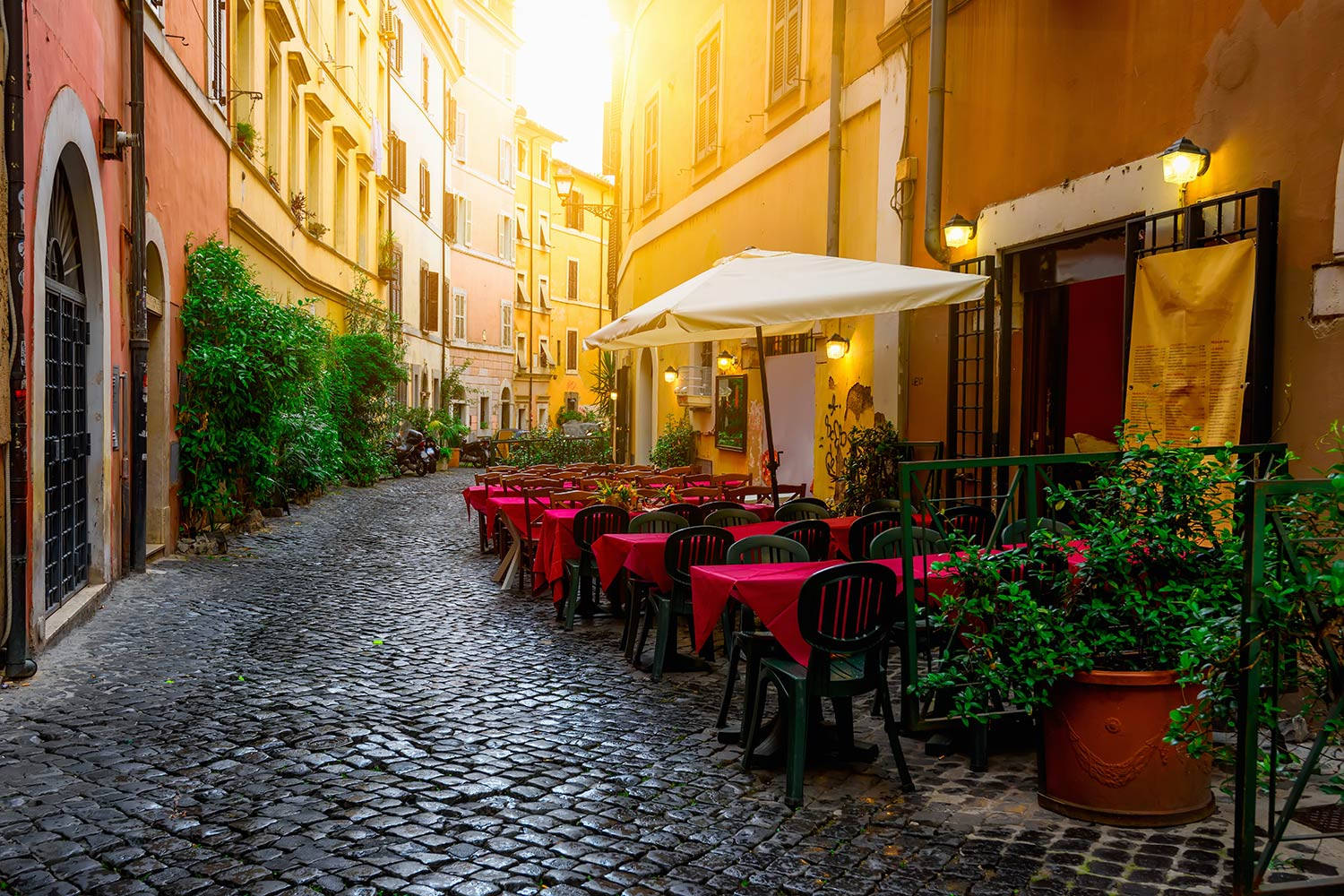 Cafe In Old Street Transtevere Rome Italy