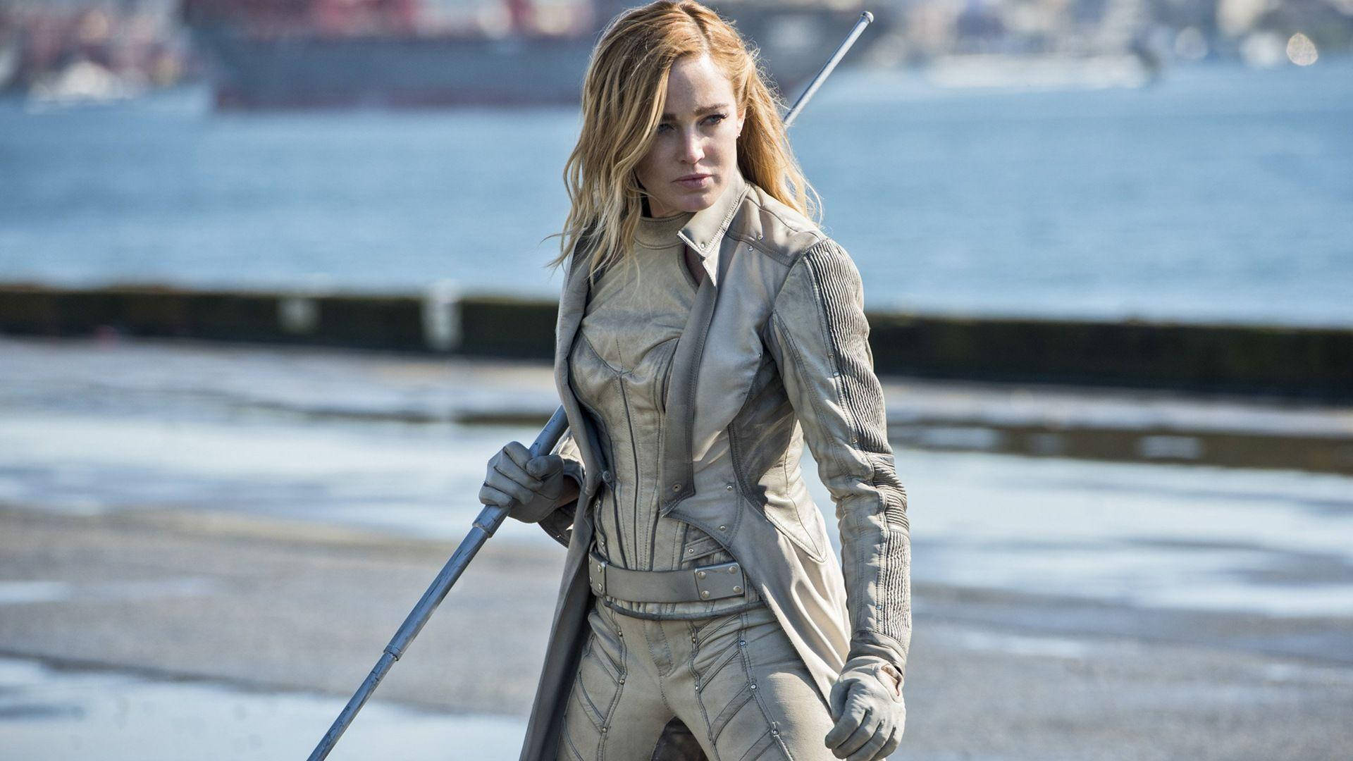 Caity Lotz As White Canary