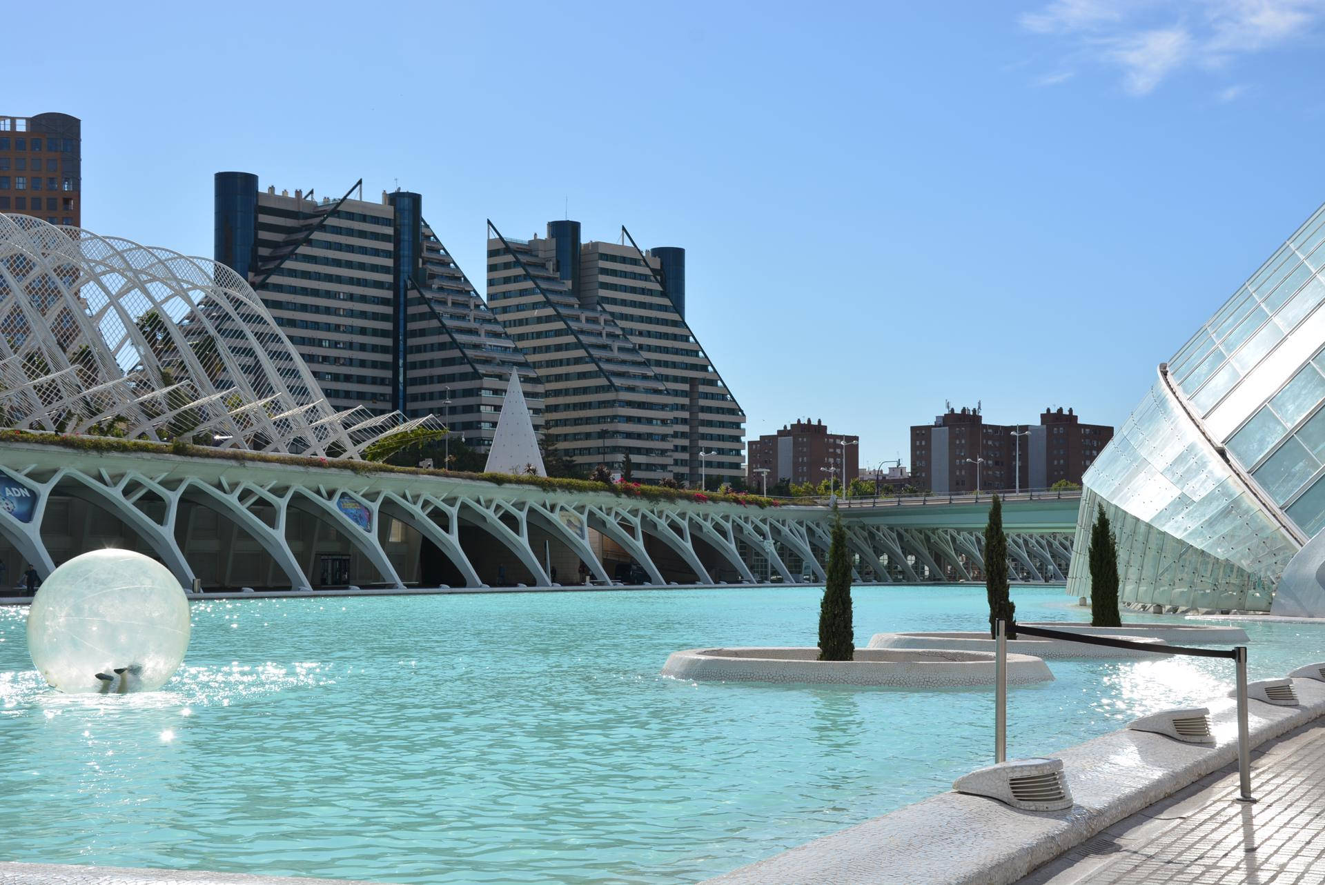 Caixaforum València - Àgora Valencia Cultural Center