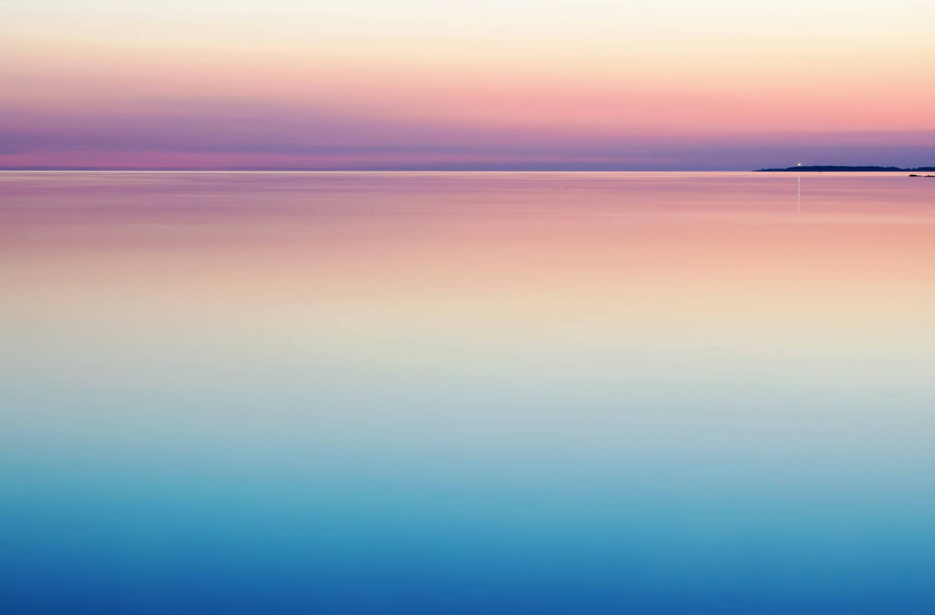 Calm Pastel Ocean Background