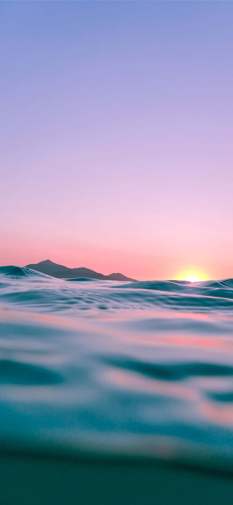 Calming Iphone Purple Sunset Background
