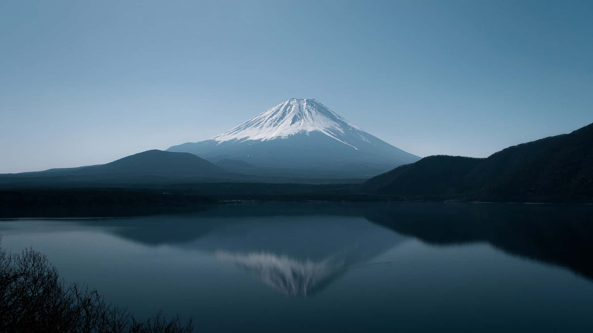 Calming View Of Fuji-san