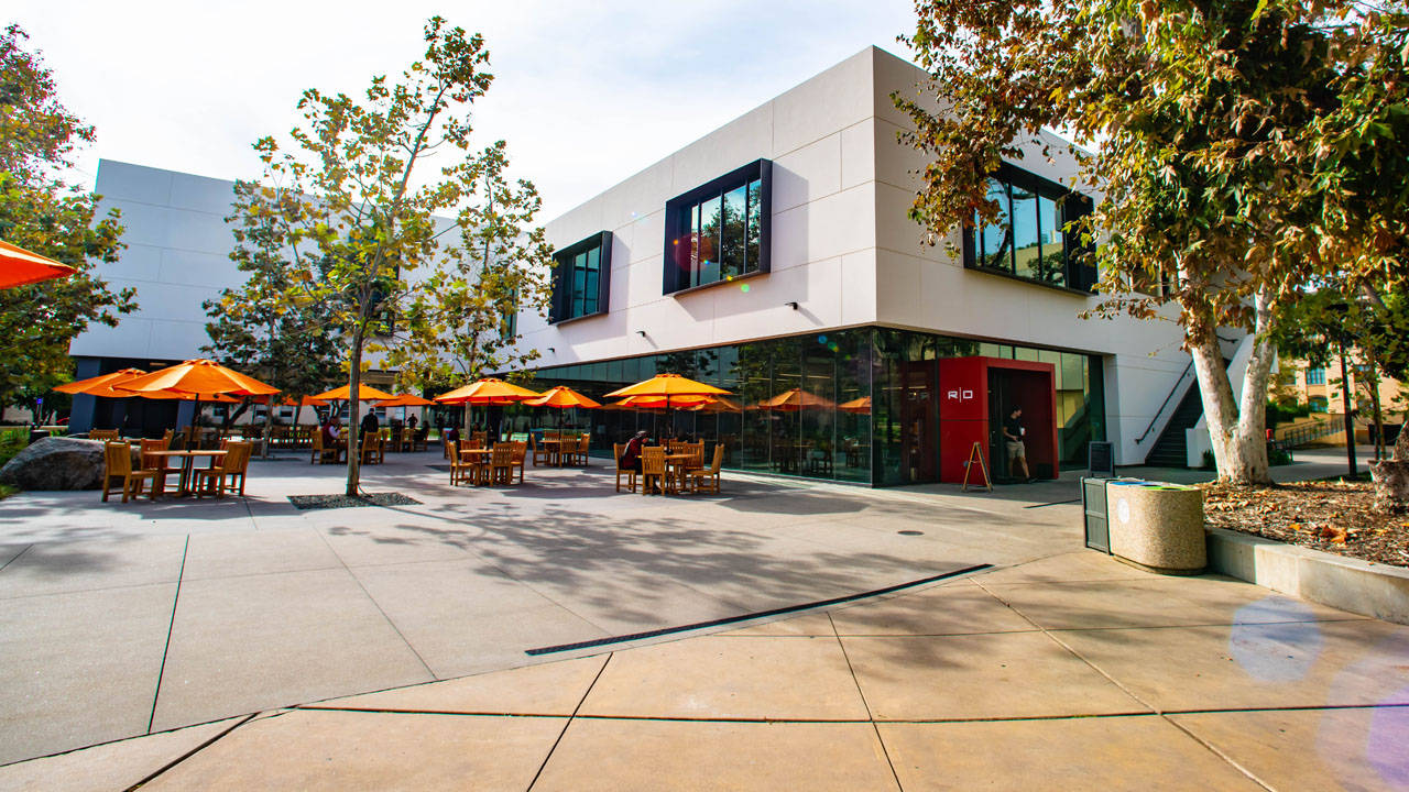 Caltech Hameetman Center With Outdoor Umbrellas